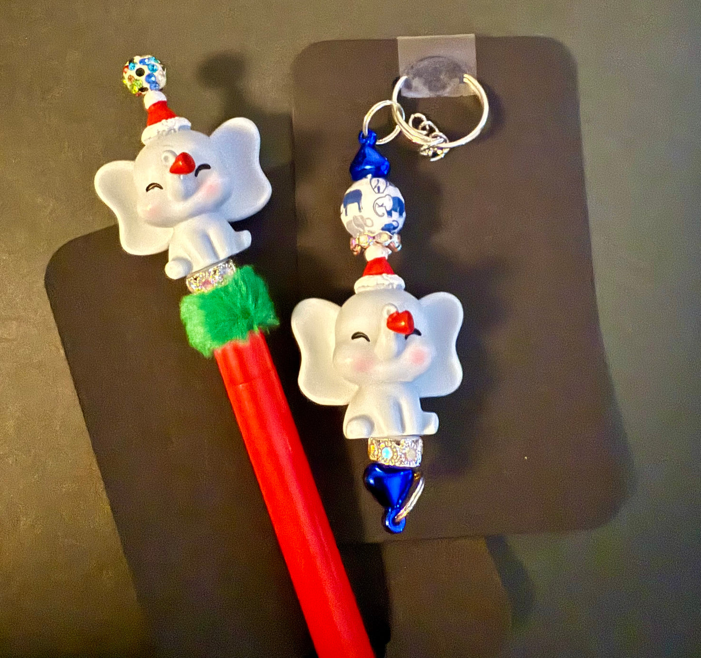2 piece Christmas pen and keychain bundle
