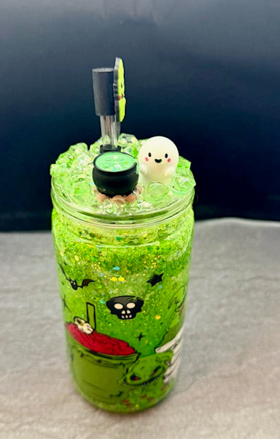 16oz Snowglobe tumbler with decorated top