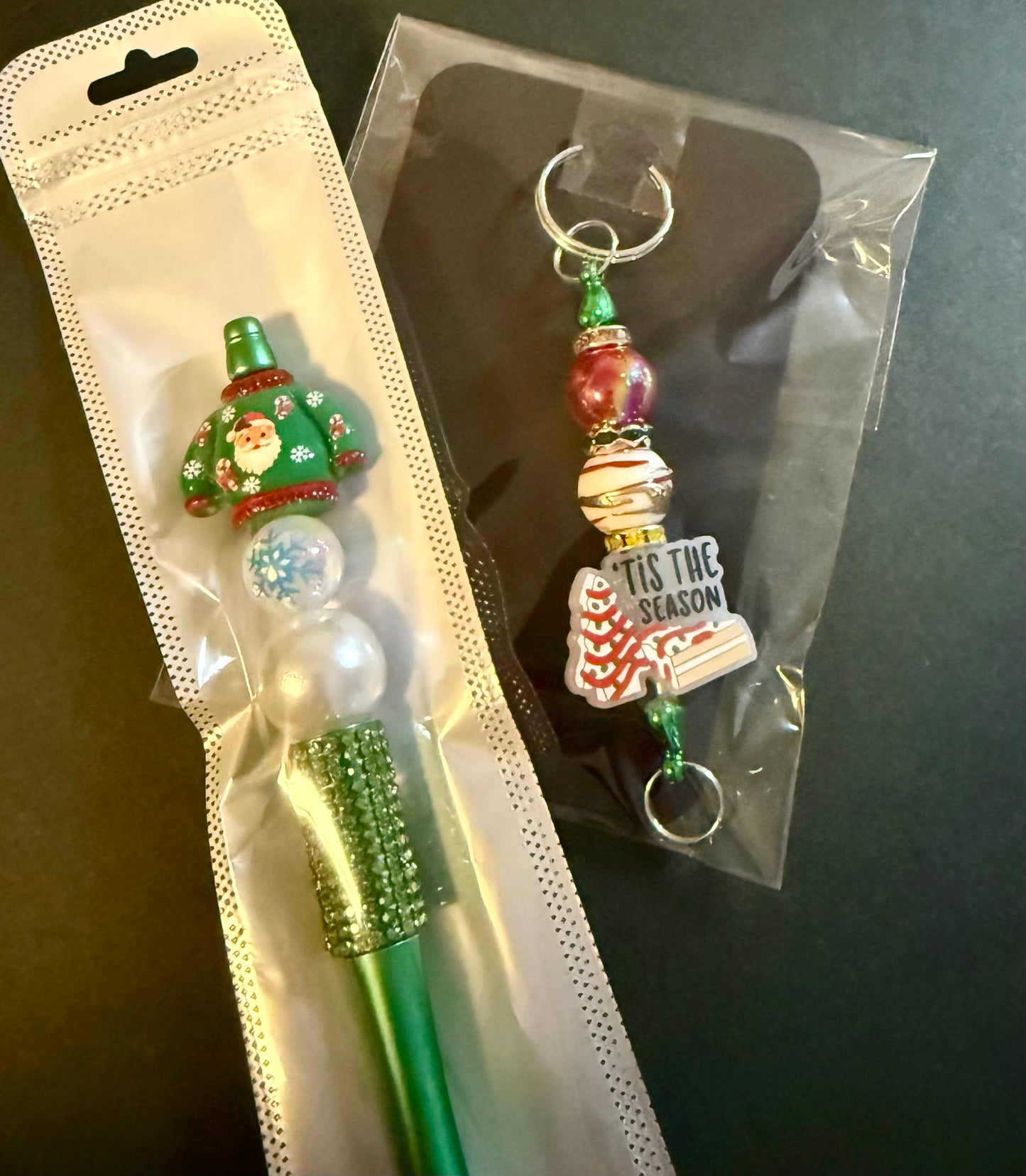 2 piece Christmas pen and keychain bundle